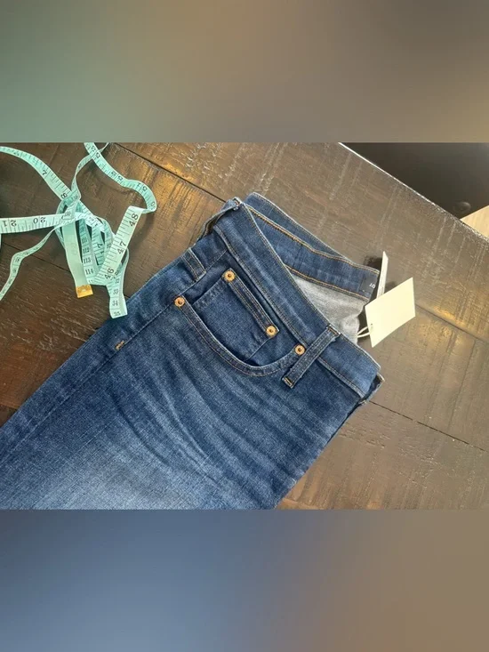 J. Crew Women's Dark Blue Cropped Raw-Hem Jeans Size 32 - Picture 5 of 9